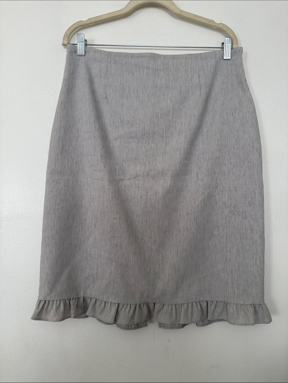 Rebecca Taylor Light Gray Pencil Skirt with Ruffle Hem